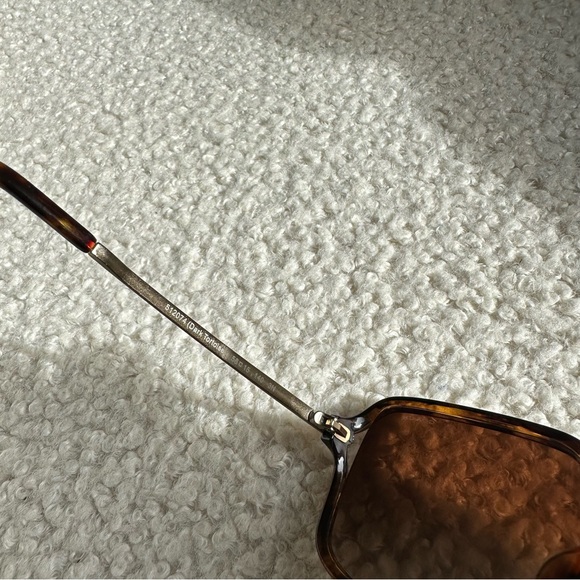 Coach sunglasses - Picture 5 of 7